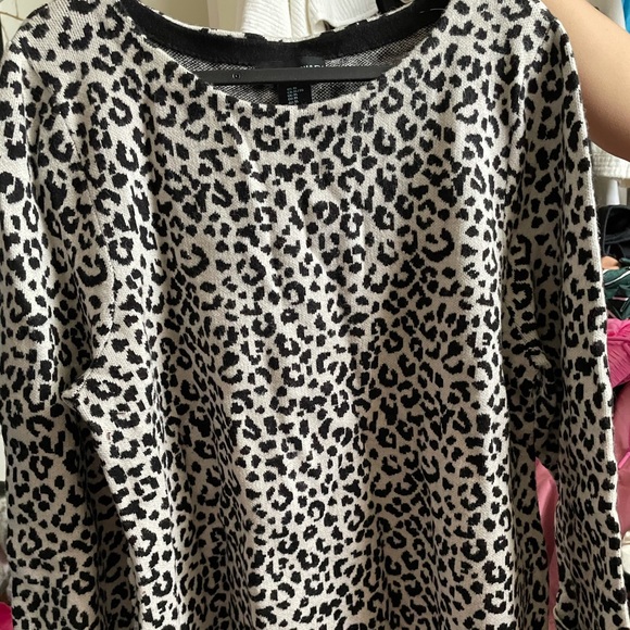 Cynthia Rowley Leopard Sweater - Picture 2 of 5